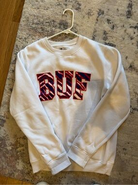 White BUFFALO Crewneck